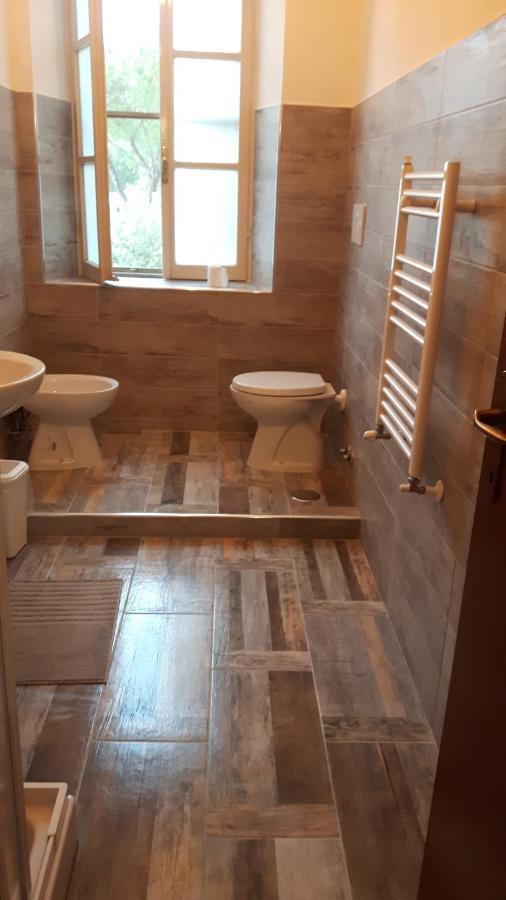 B&B Tenuta Di Vado Piano Nella Selva Di Circe Cerasella Exteriör bild
