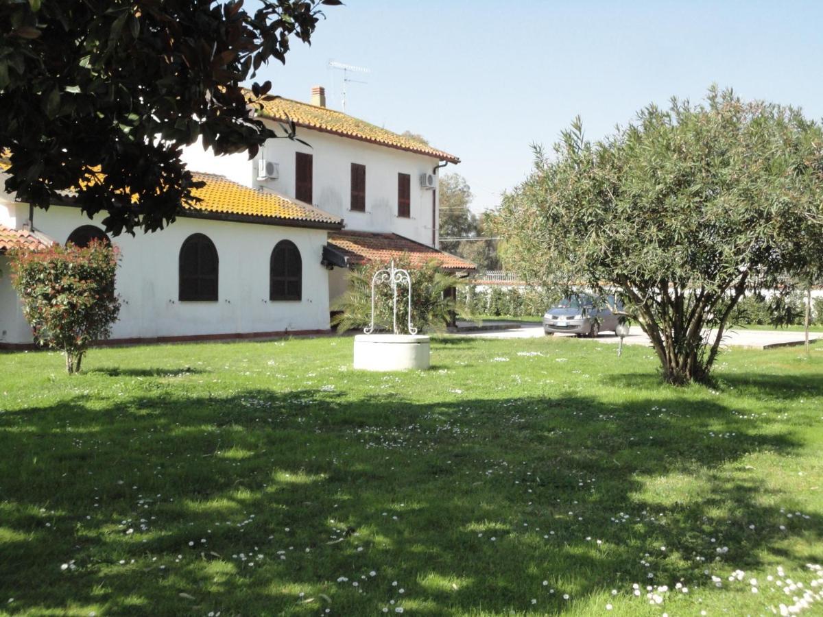 B&B Tenuta Di Vado Piano Nella Selva Di Circe Cerasella Exteriör bild